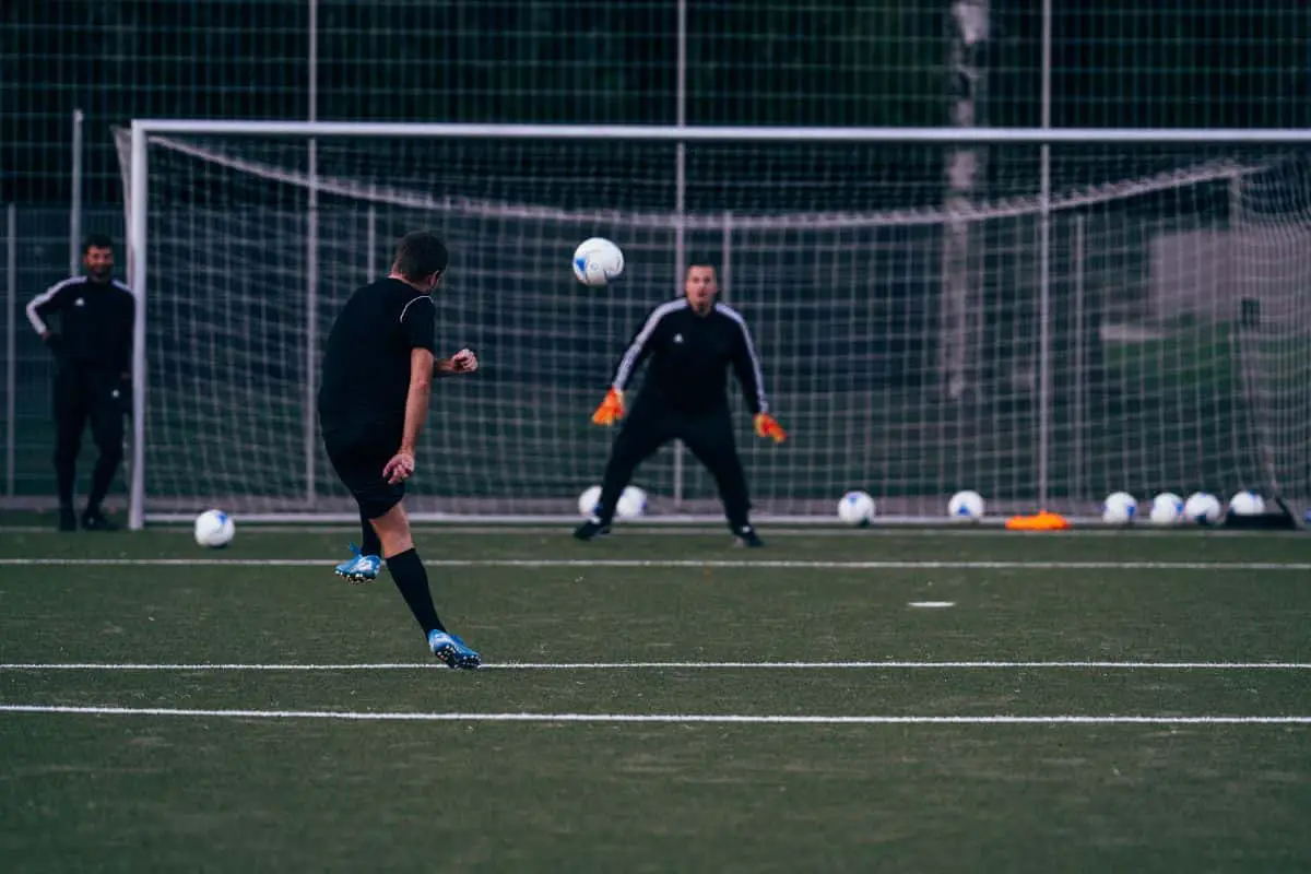 How To Stop Goals: Top 9 Soccer Defense Drills - SB Coaches College